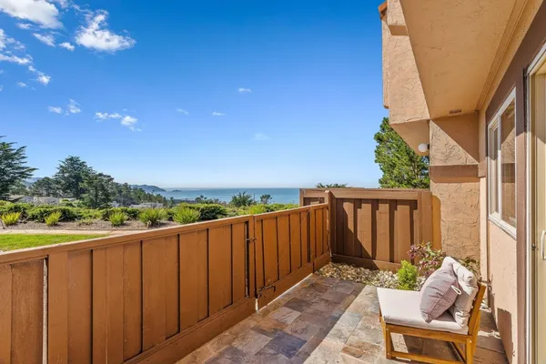 $828,888 | 627 Hickey Boulevard, Unit D, Pacifica, CA 94044
