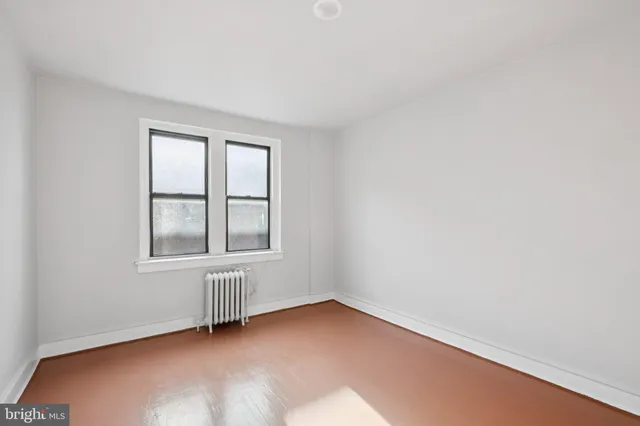 $1,110 | 7250 Chestnut Street, Unit C302, Upper Darby, PA 19082