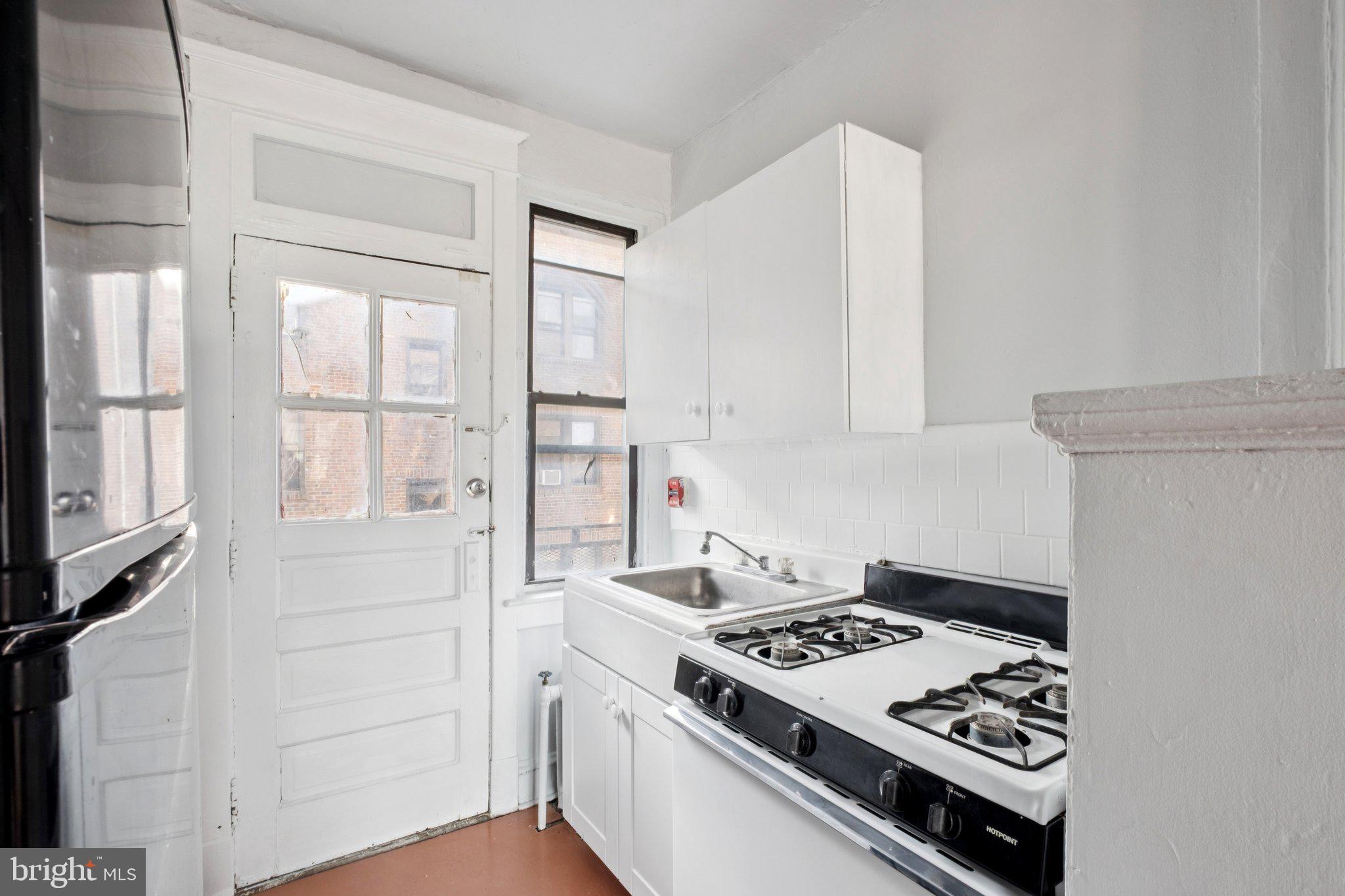 7250 Chestnut Street, Unit C302 Upper Darby, PA 19082 - Photo 9 of 17