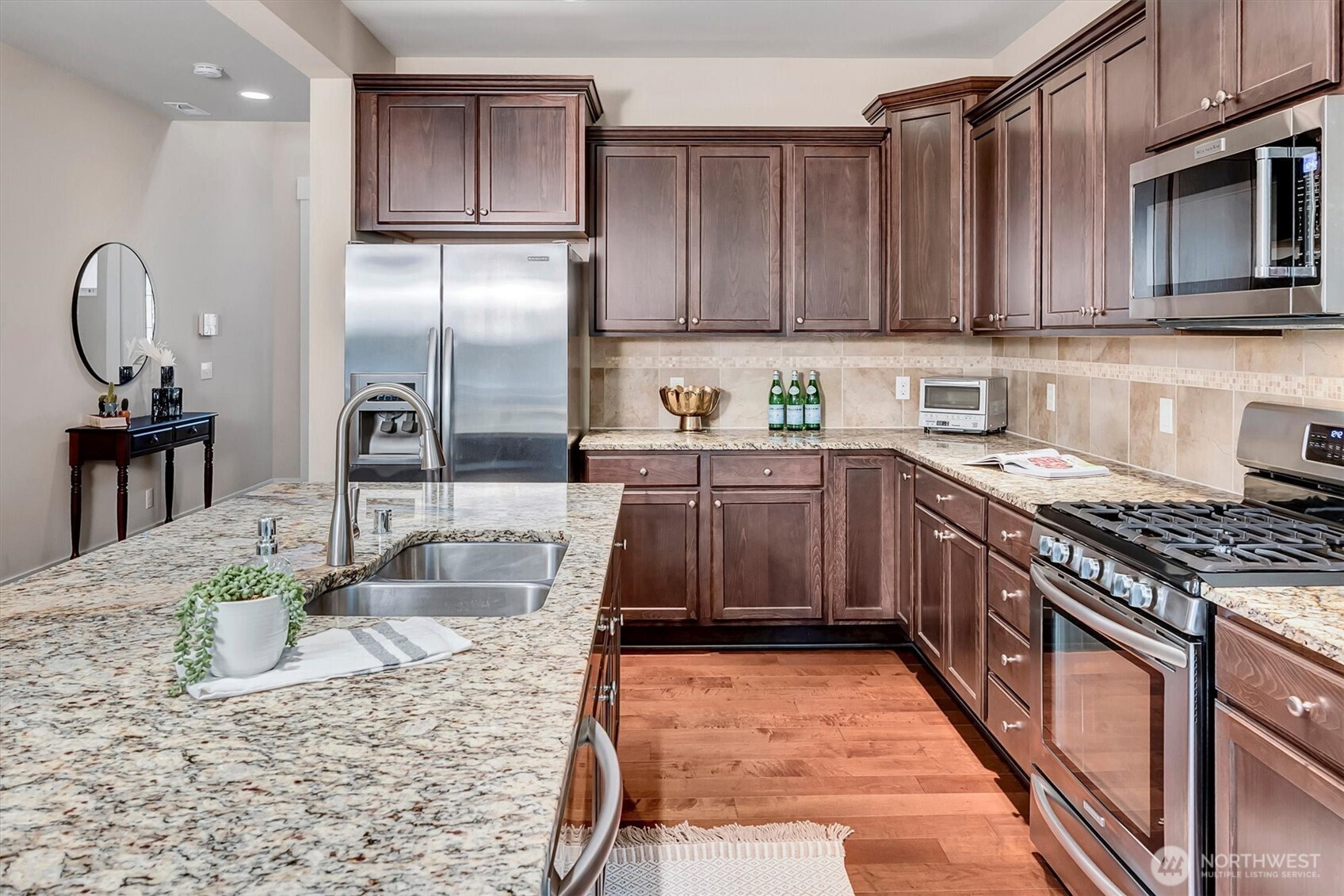 5231 Northeast 6th Street Renton, WA 98059 - Photo 11 of 40