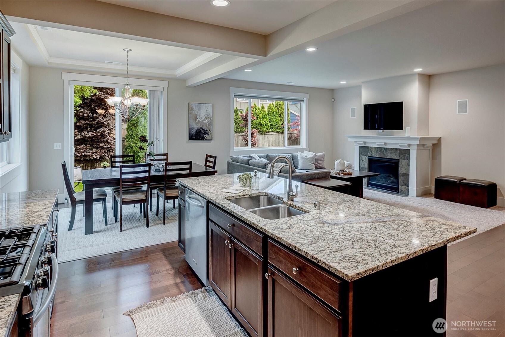 5231 Northeast 6th Street Renton, WA 98059 - Photo 10 of 40