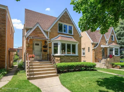 $530,000 | 6038 North Austin Avenue, Chicago, IL 60646