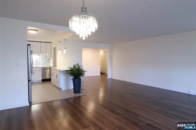 $3,500 | 1600 Center Avenue, Unit 12C, Fort Lee, NJ 07024