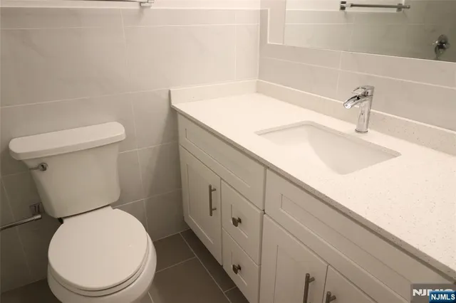 $3,500 | 1600 Center Avenue, Unit 12C, Fort Lee, NJ 07024