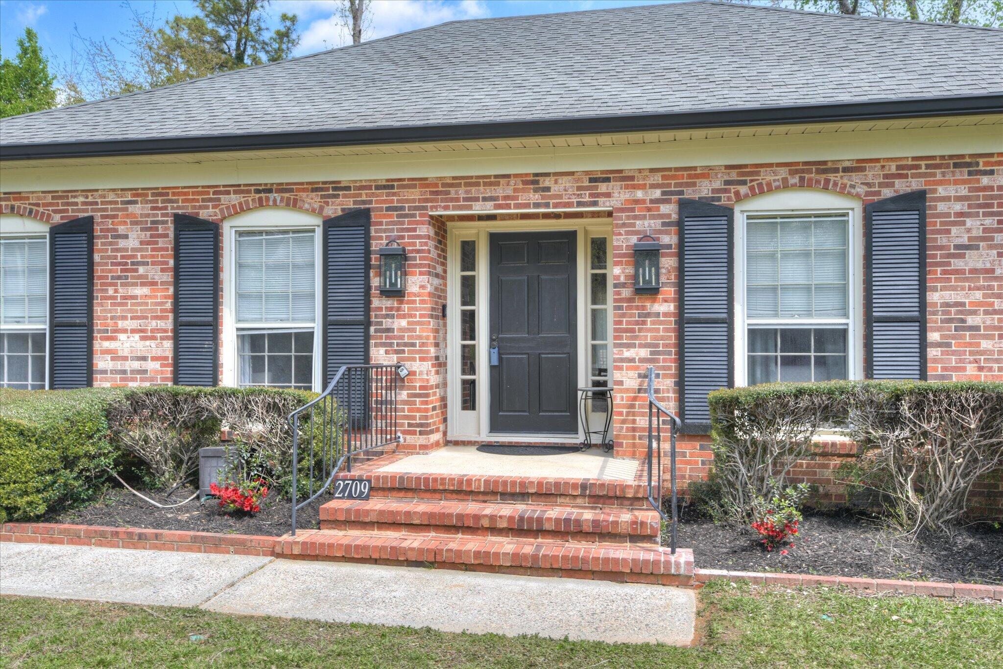 2709 Butler Place Augusta, GA 30909 - Photo 2 of 35 04-104