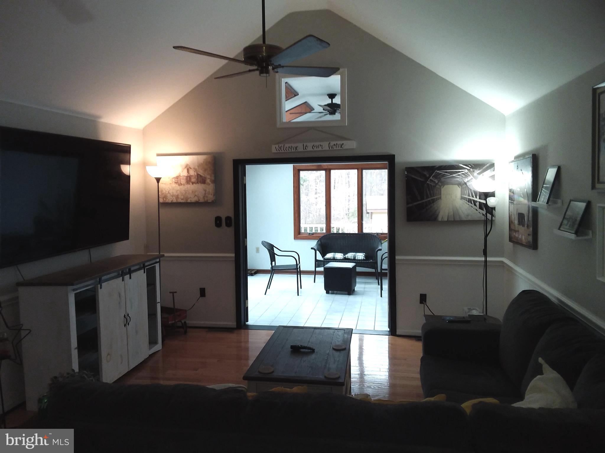 26 Filbert Road Elkton, MD 21921 - Photo 8 of 41 LIVING ROOM