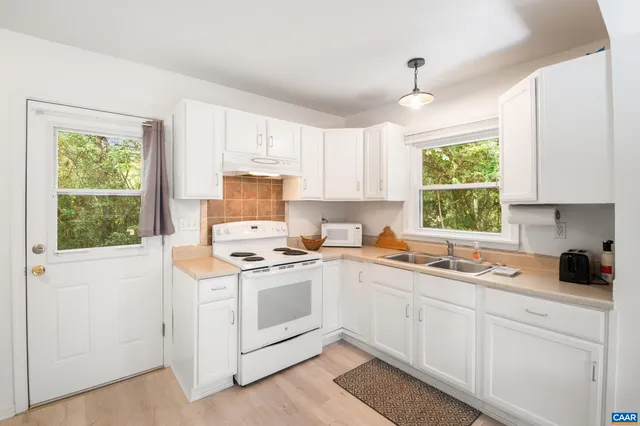 $995,000 | 88 Windhaven Lane, Afton, VA 22920