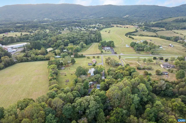 $995,000 | 88 Windhaven Lane, Afton, VA 22920