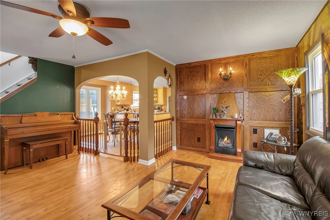 115 Richfield Road Amherst, NY 14221 - Photo 13 of 35 Family Room