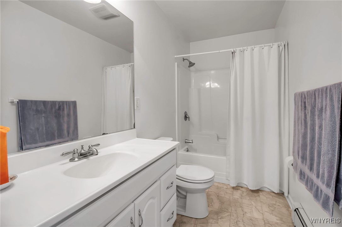 115 Richfield Road Amherst, NY 14221 - Photo 28 of 35 2nd Flr Full Bath