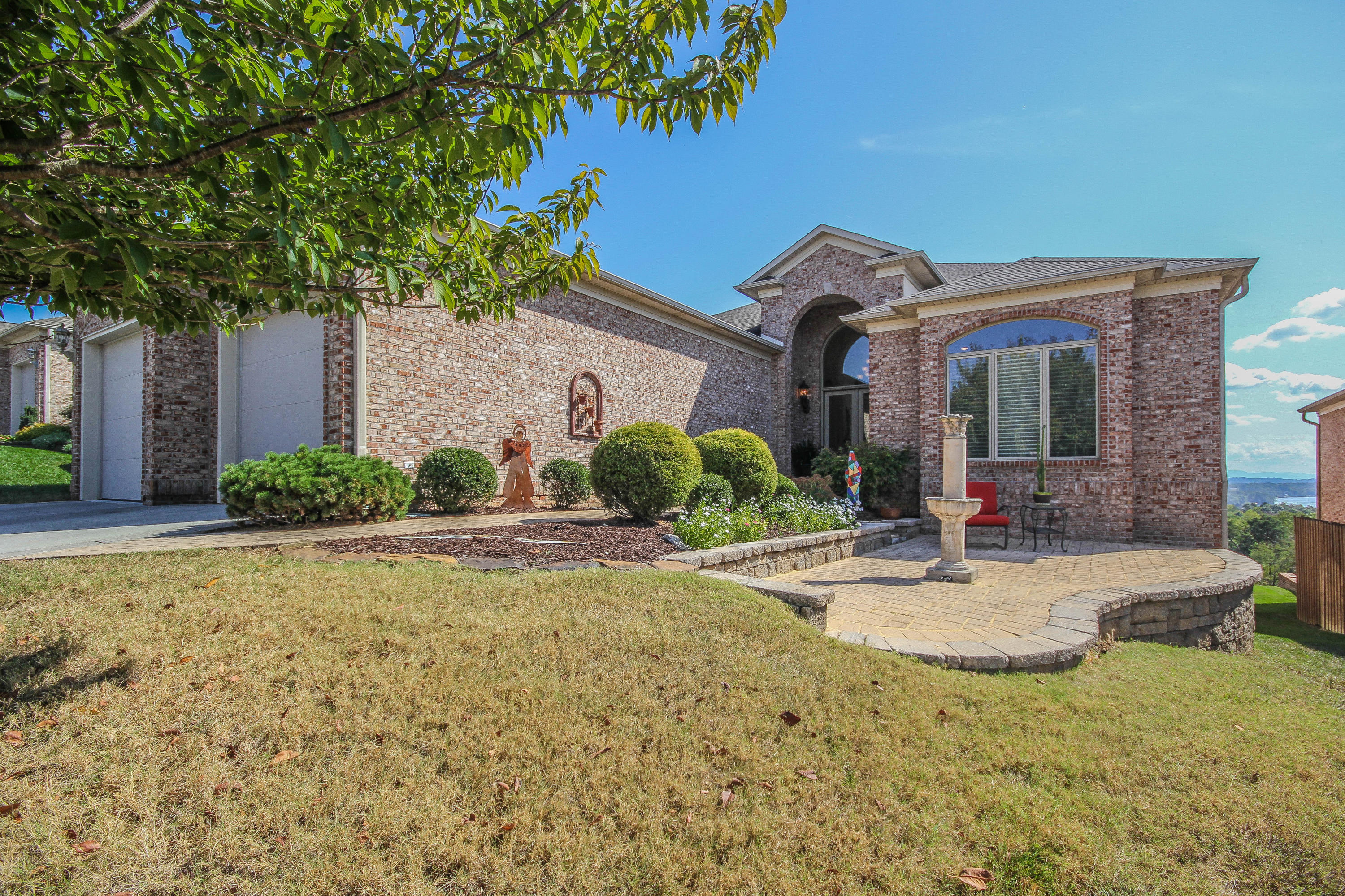 12704 Ridgepath Lane Knoxville, TN 37922 - Photo 1 of 40 Photos-3