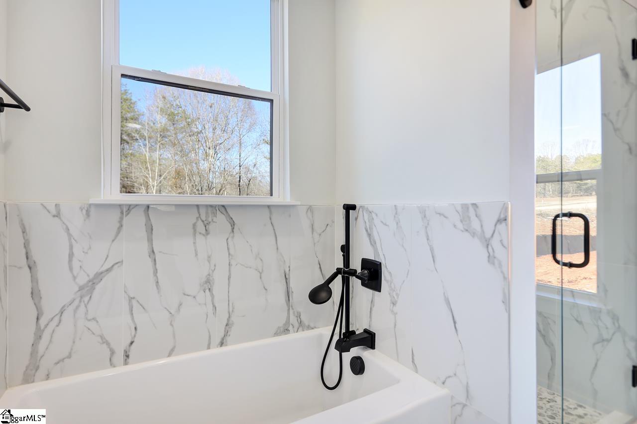 200 Anchor Road Greenville, SC 29617 - Photo 12 of 20 Gallery Image 12