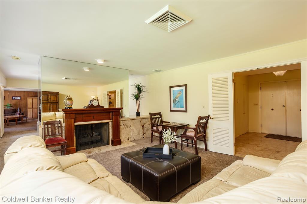75 Shoreham Road Grosse Pointe Shores, MI 48236 - Photo 6 of 39