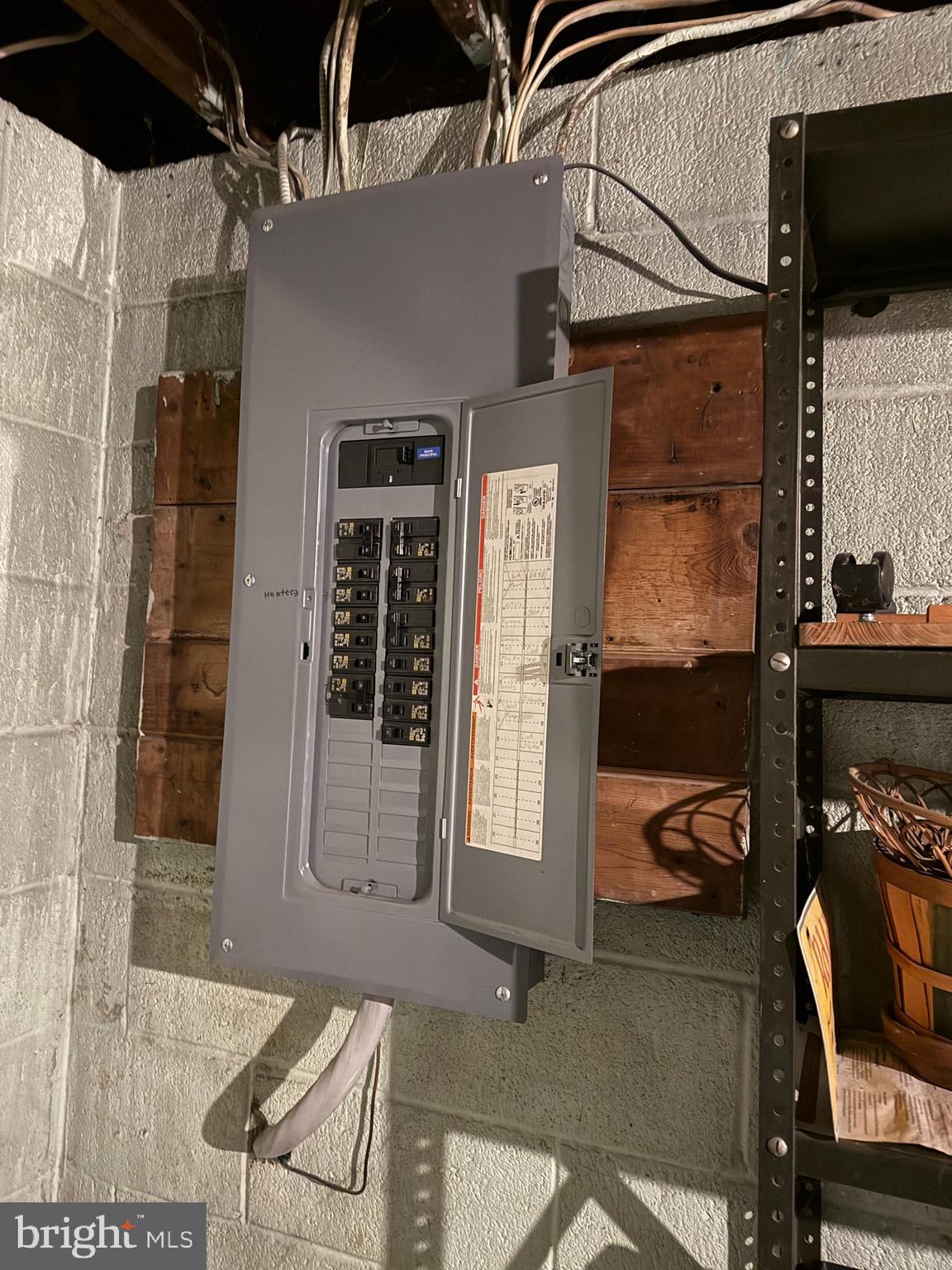 88 Old Church Road Robesonia, PA 19551 - Photo 24 of 35 200 amp circuit panel