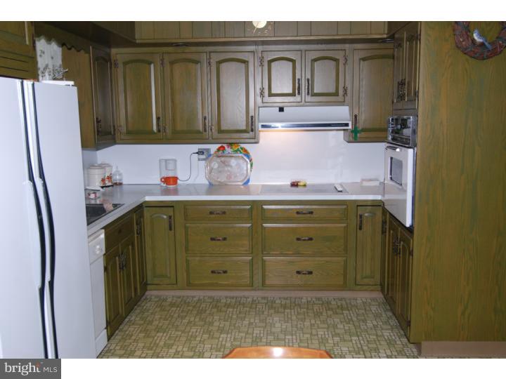 88 Old Church Road Robesonia, PA 19551 - Photo 8 of 35 Kitchen