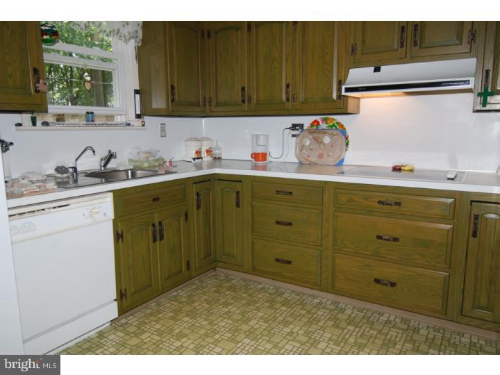88 Old Church Road Robesonia, PA 19551 - Photo 9 of 35 Kitchen