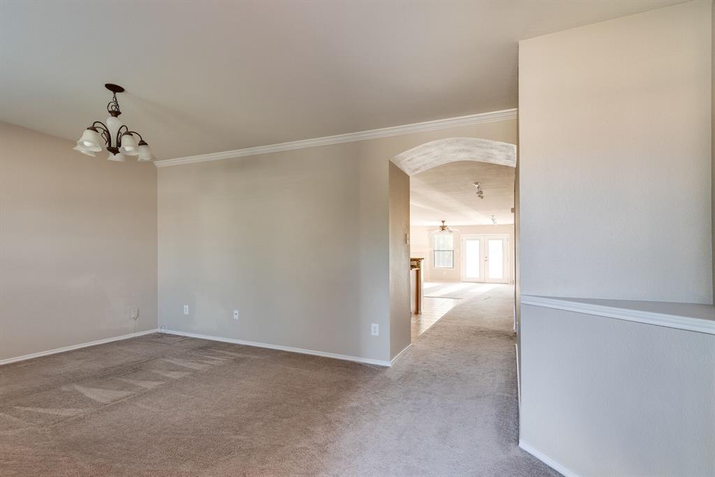 13048 Fencerow Road Fort Worth, TX 76244 - Photo 4 of 29