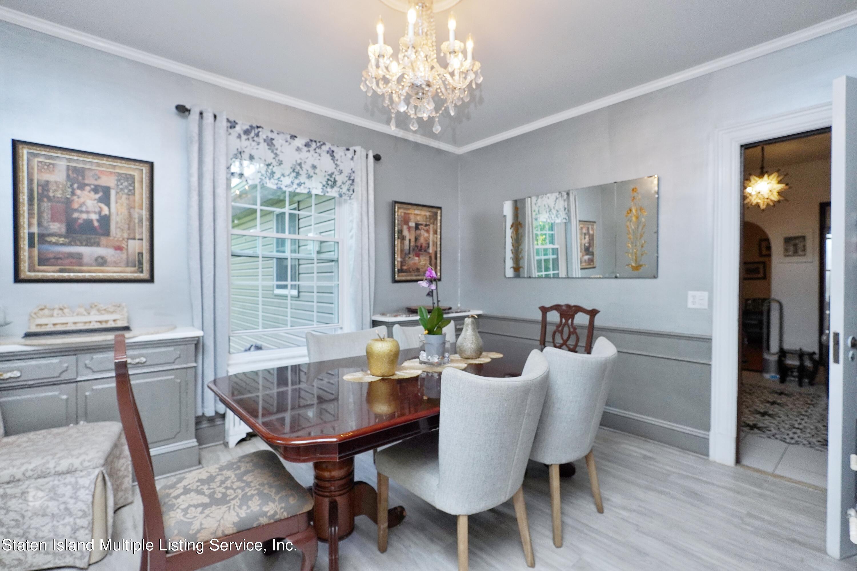 75 4 Corners Road Staten Island, NY 10304 - Photo 14 of 49 Dining_Room02