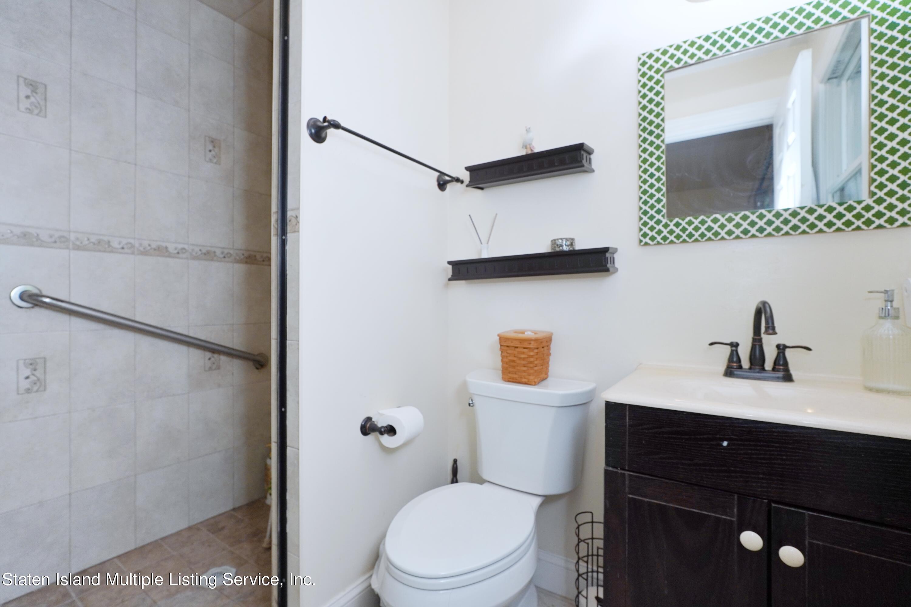 75 4 Corners Road Staten Island, NY 10304 - Photo 17 of 49 Bathroom_1st_fl