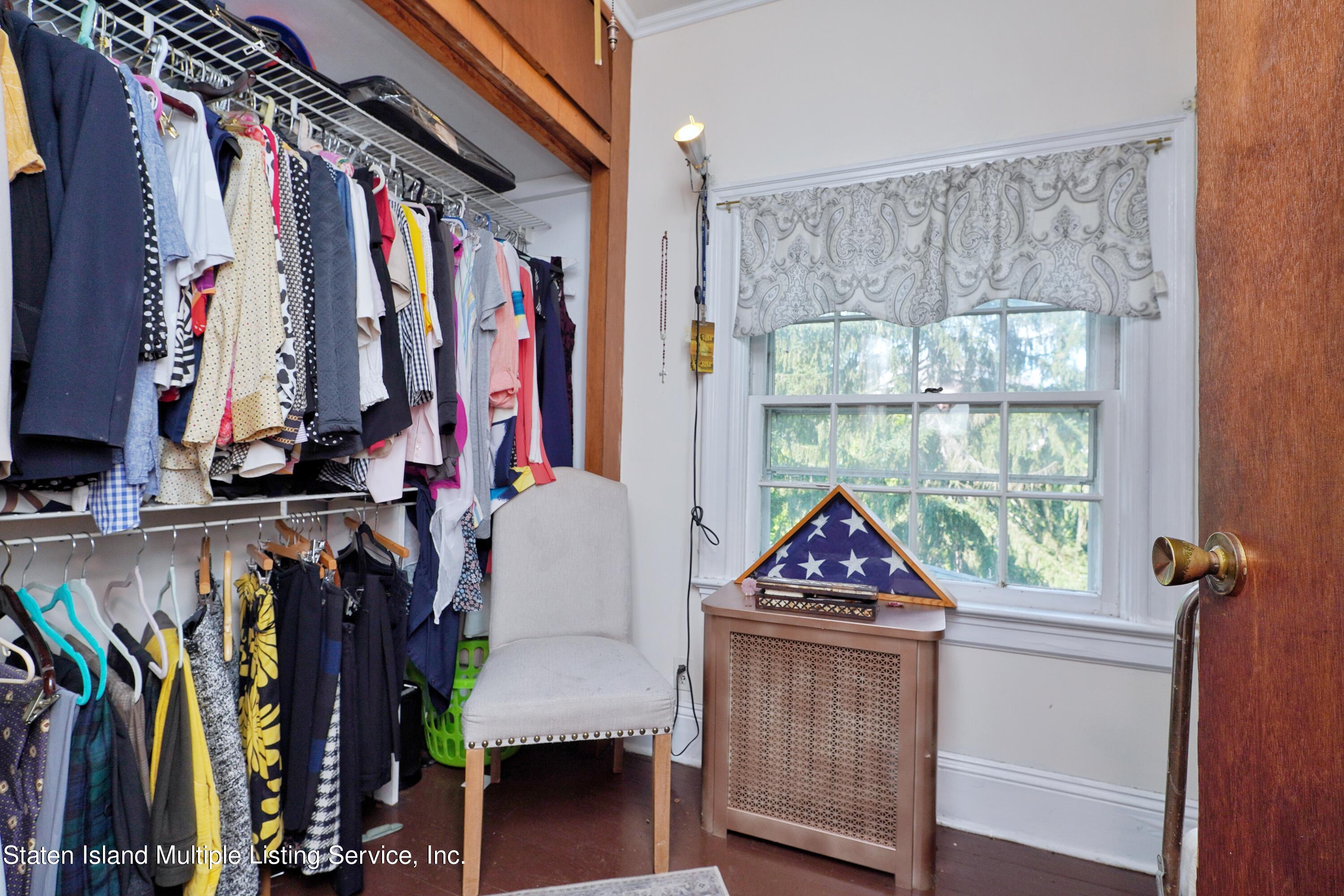 75 4 Corners Road Staten Island, NY 10304 - Photo 28 of 49 walking_closet