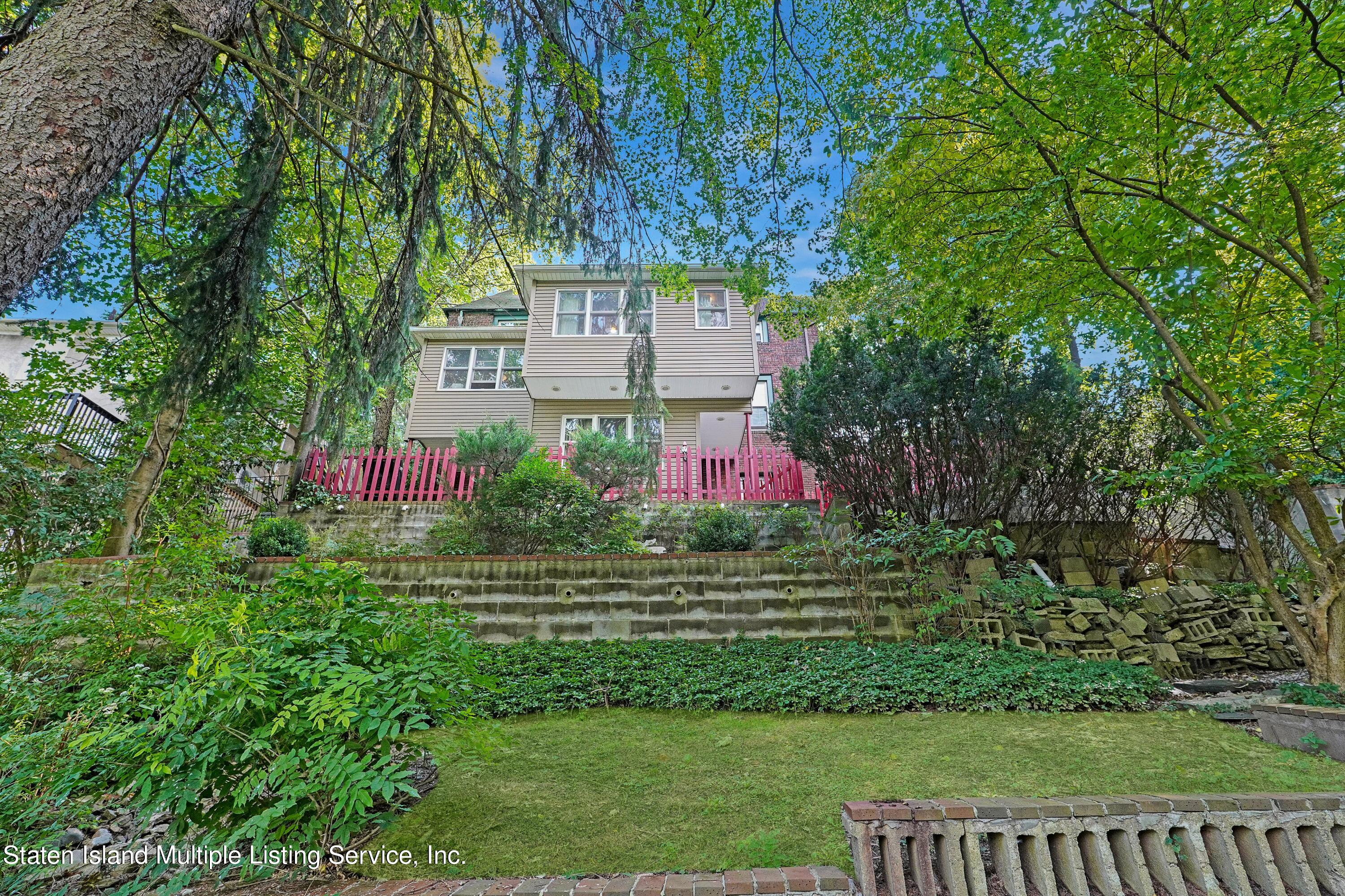 75 4 Corners Road Staten Island, NY 10304 - Photo 45 of 49 Backyard_slope