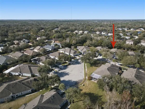 $365,000 | 6057 Sandhill Ridge Drive, Lithia, FL 33547
