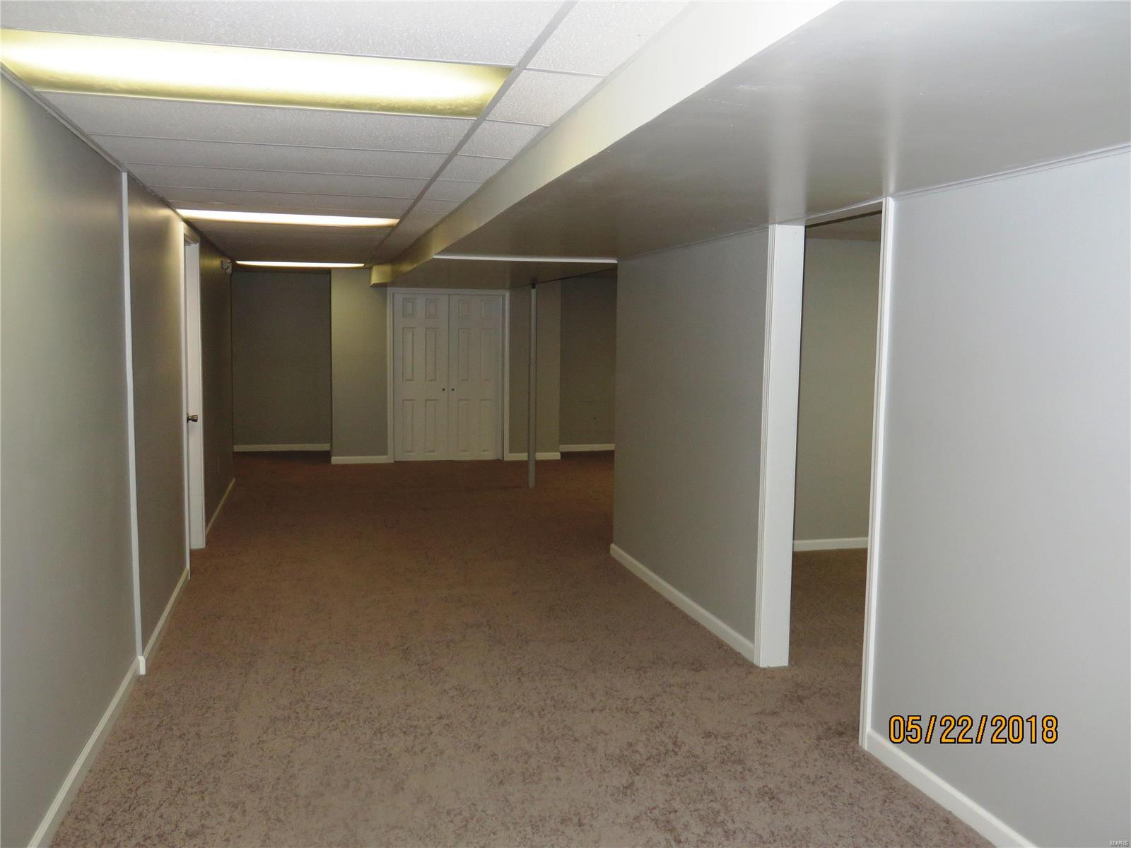 746 Berry Road Wood River, IL 62095 - Photo 28 of 31