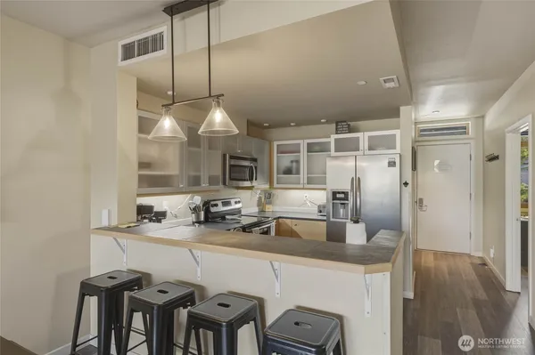 $299,000 | 2220 West Woodin Avenue, Unit 108, Chelan, WA 98816
