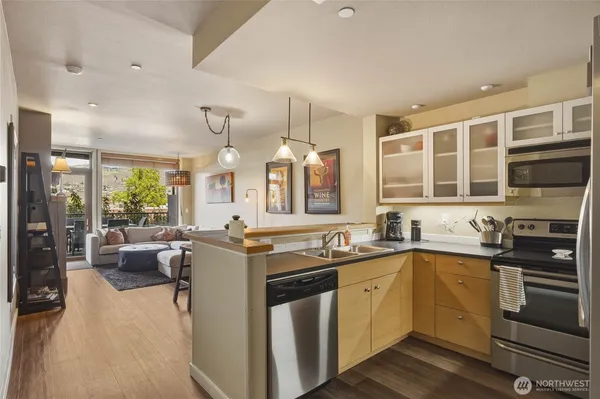 $299,000 | 2220 West Woodin Avenue, Unit 108, Chelan, WA 98816