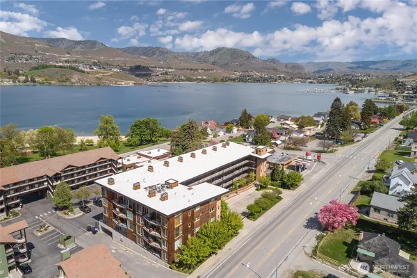 $299,000 | 2220 West Woodin Avenue, Unit 108, Chelan, WA 98816