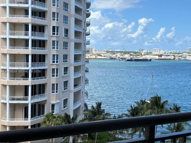 540 Brickell Key Drive, Unit 1024 Miami, FL 33131 - Photo 26 of 28 a view of a building from a balcony