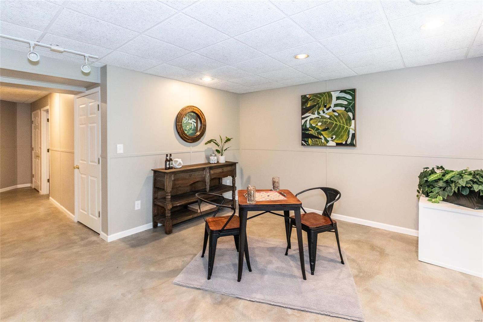 1005 North Spoede Road St. Louis, MO 63146 - Photo 35 of 45 Gallery Image 35