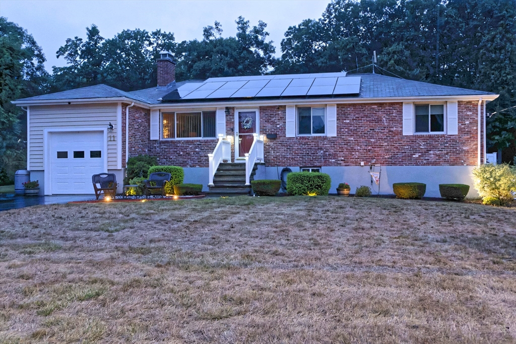 11 Lyman Road Framingham, MA 01701 - Photo 1 of 42 Gallery Image 1