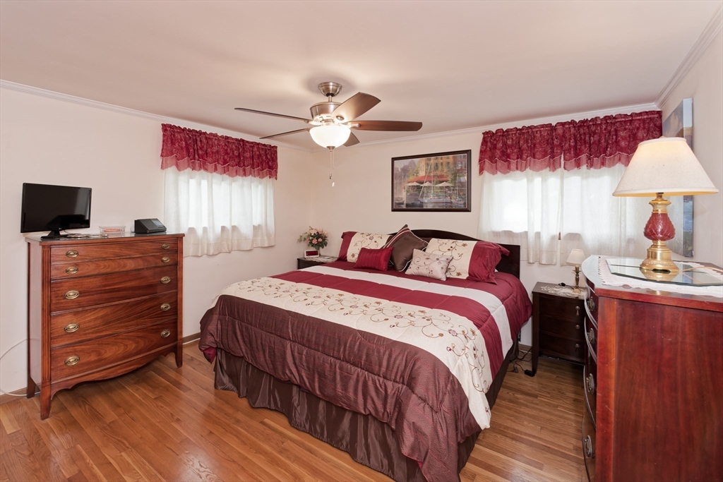 11 Lyman Road Framingham, MA 01701 - Photo 15 of 42 Gallery Image 15