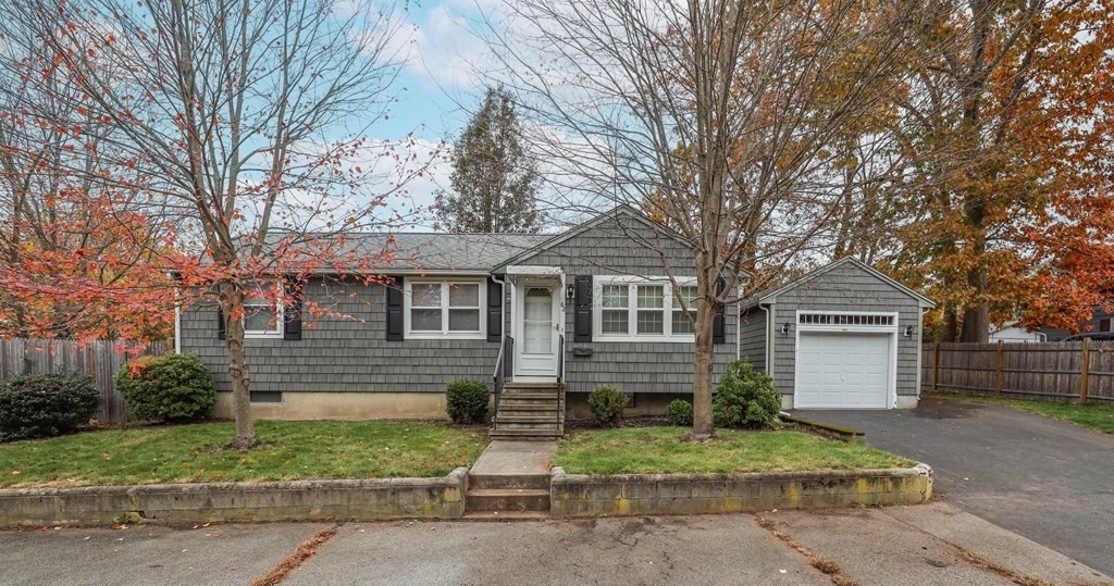 62 Rindone Street Holbrook, MA 02343 - Photo 2 of 34 Gallery Image 2