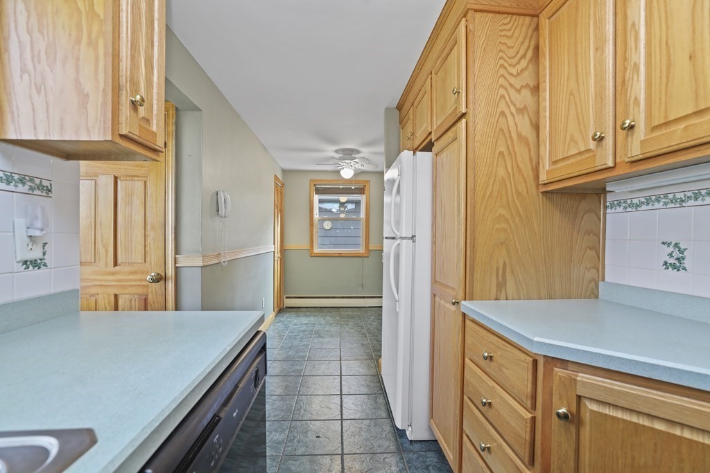 62 Rindone Street Holbrook, MA 02343 - Photo 7 of 34 Gallery Image 7