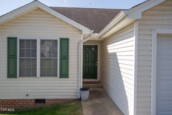 $350,000 | 20892 Deer Run Drive, Unit A & B, Abingdon, VA 24211