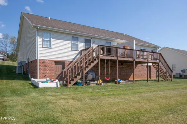 $350,000 | 20892 Deer Run Drive, Unit A & B, Abingdon, VA 24211