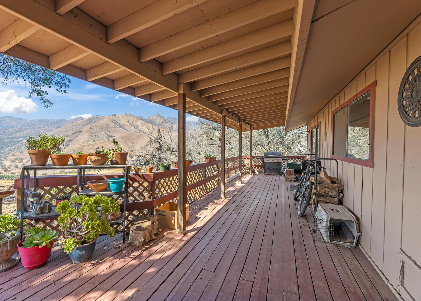 40613 Crystal Drive Three Rivers, CA 93271 - Photo 6 of 58 1D7A9624-033-041-1400x1000