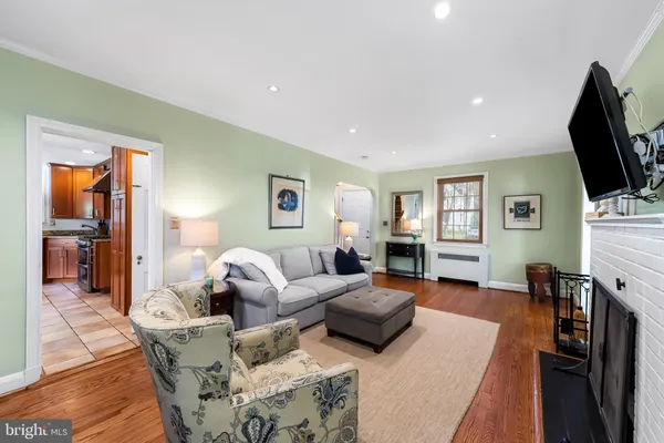 $965,000 | 6900 Avondale Road, Baltimore, MD 21212