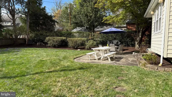 $965,000 | 6900 Avondale Road, Baltimore, MD 21212