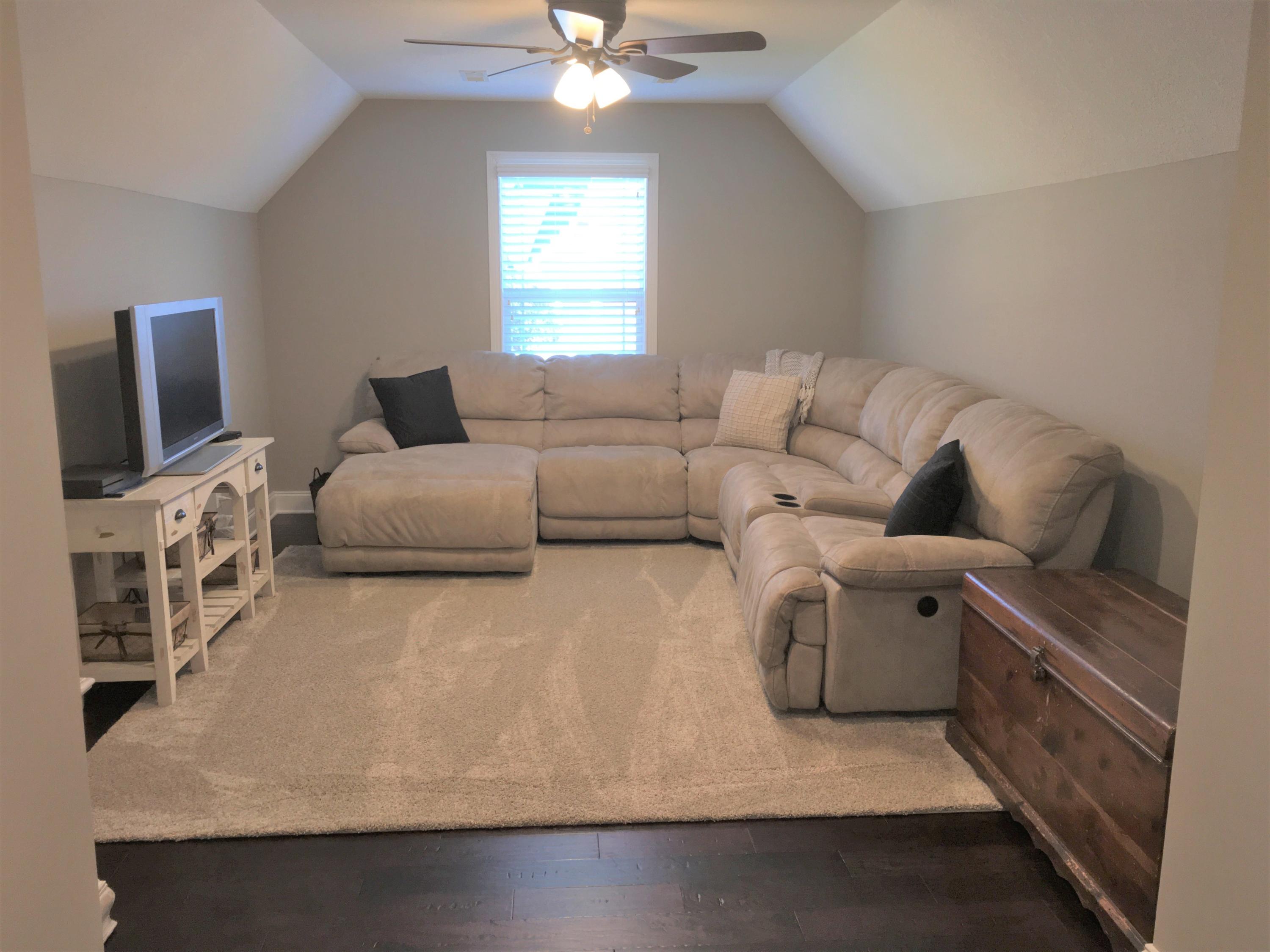 8115 Enchanted Grove Ln, Powell, TN 37849 - Photo 18 of 19 IMG_6943
