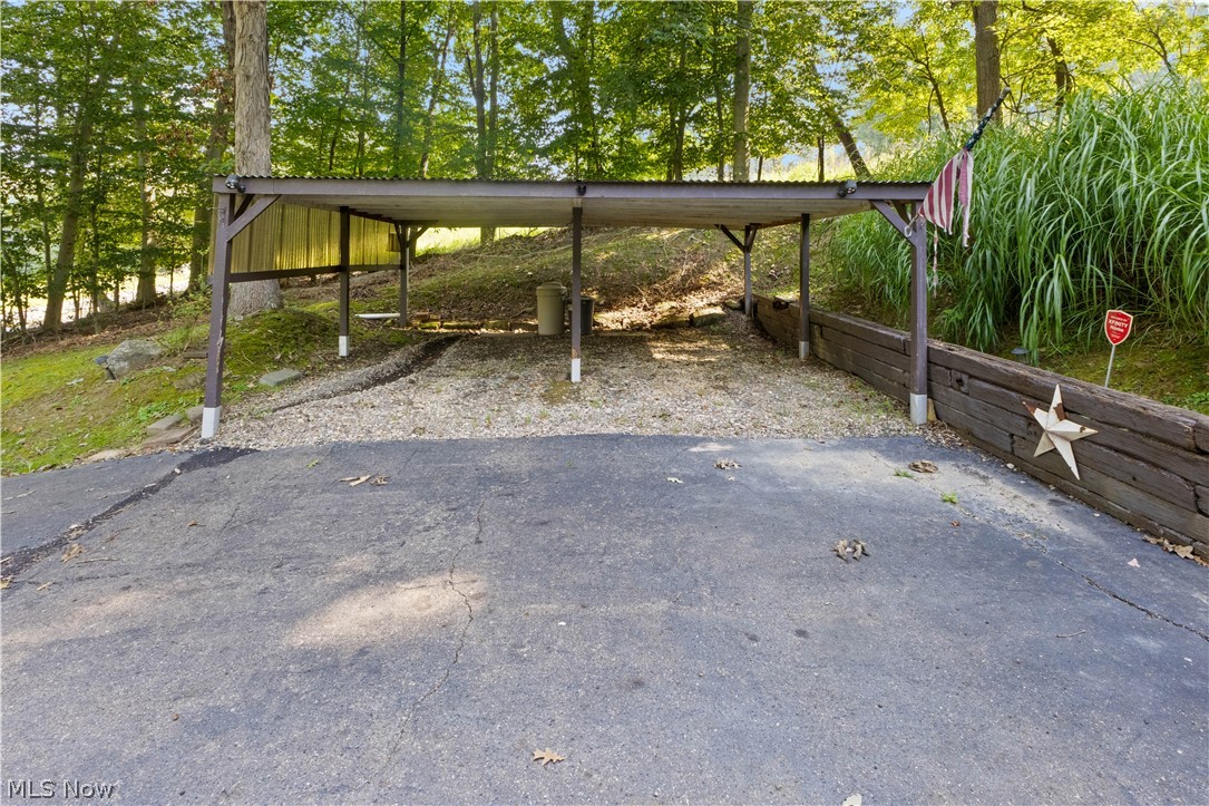 2082 Wylie Ridge Road Weirton, WV 26062 - Photo 11 of 35 Gallery Image 11