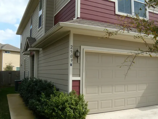 $2,300 | 2509 Allred Drive, Unit B, Austin, TX 78748