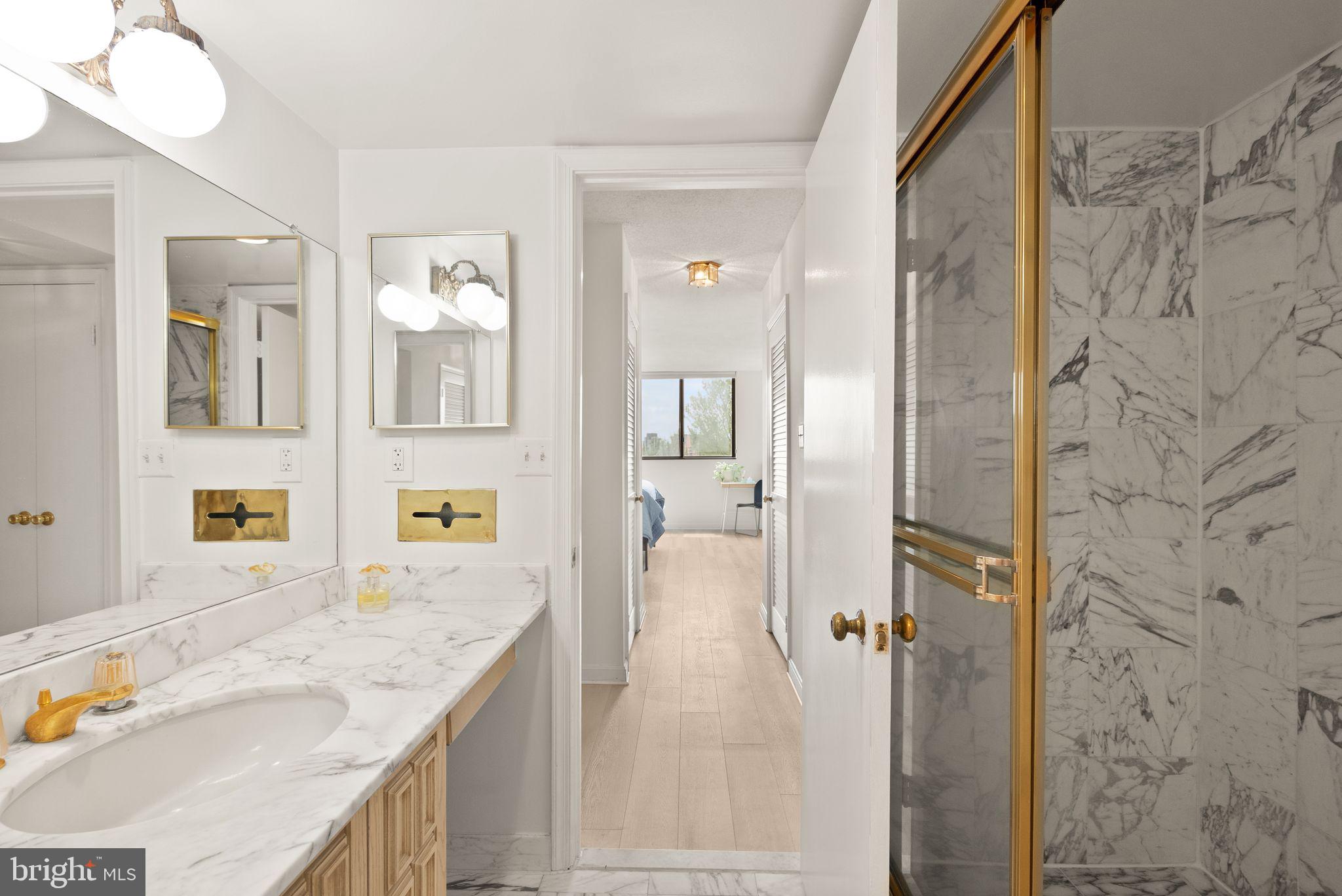 1101 South Arlington Ridge Road, Unit 608 Arlington, VA 22202 - Photo 32 of 53 Primary en-suite bathroom