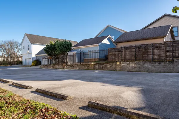 $2,300 | 1412 Adams Street, Chattanooga, TN 37408