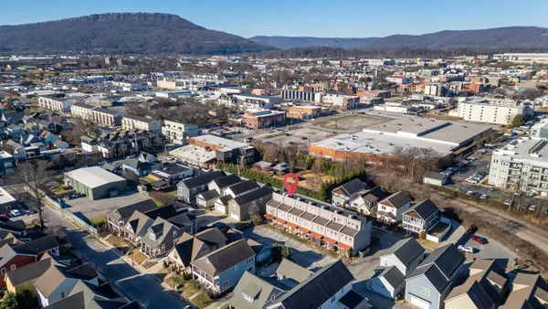 $2,300 | 1412 Adams Street, Chattanooga, TN 37408