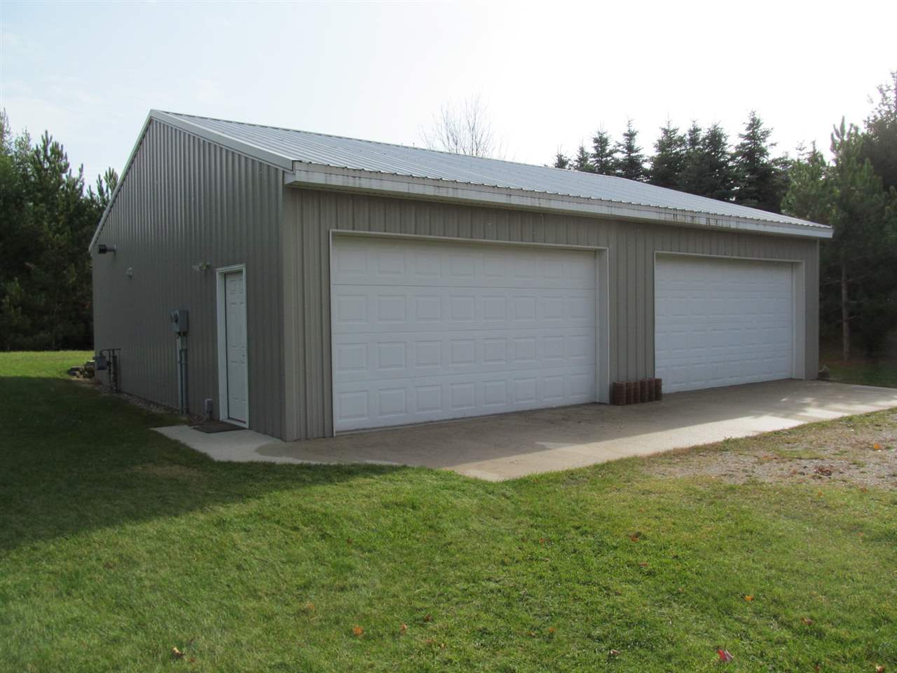 8633 45 Road Cadillac, MI 49601 - Photo 16 of 20 1808273-15.JPG