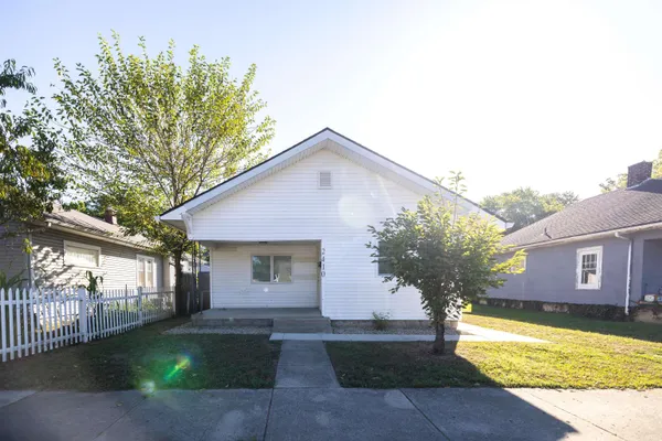 $169,000 | 2410 Central Avenue, Anderson, IN 46016