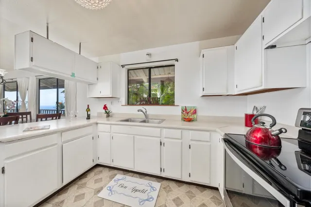 $500,000 | 87-3207 Carissa Road, Captain Cook, HI 96704